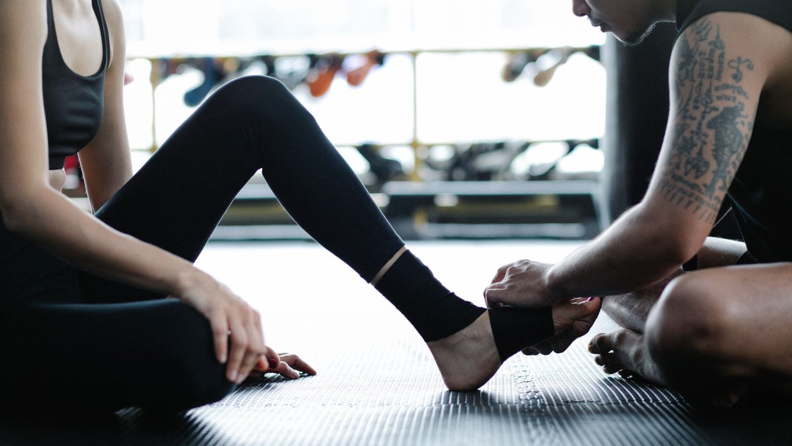Wrapping the ankle to support medial ankle ligaments during rehab