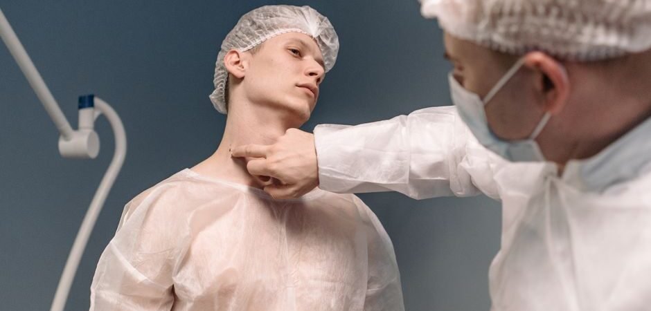 Guillotine BJJ: What You Need To Know About The Neck Risk